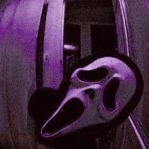 Meet your Posher, Layla